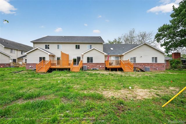 24784 Ashley Court, Redford Charter Township, MI 48239