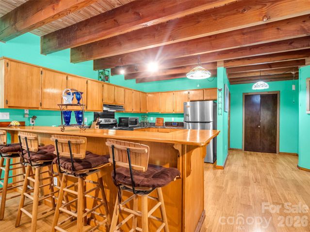 707 Cascade Trail, Pisgah Forest, NC 28768