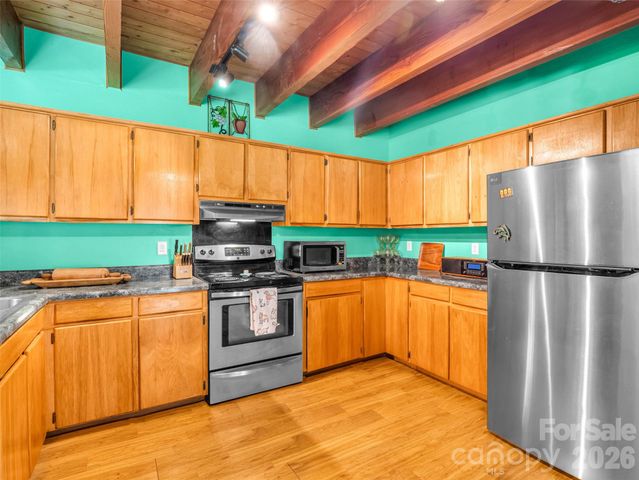 707 Cascade Trail, Pisgah Forest, NC 28768