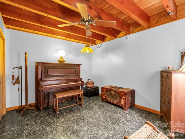 707 Cascade Trail, Pisgah Forest, NC 28768