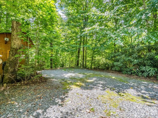 707 Cascade Trail, Pisgah Forest, NC 28768