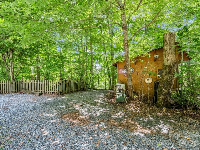 707 Cascade Trail, Pisgah Forest, NC 28768
