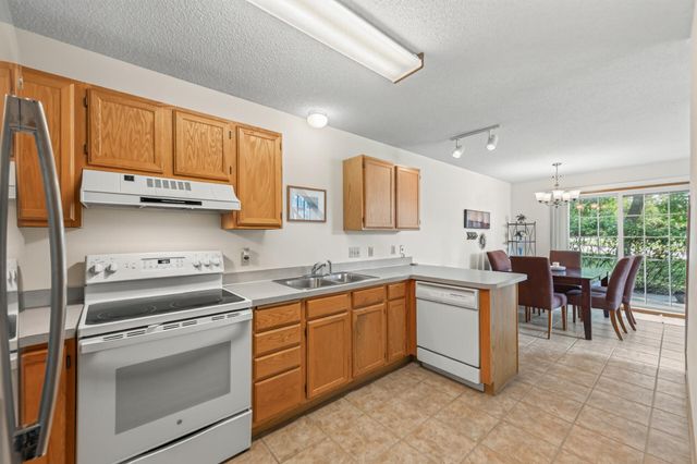 13460 60th Place N 120, Plymouth, MN 55446