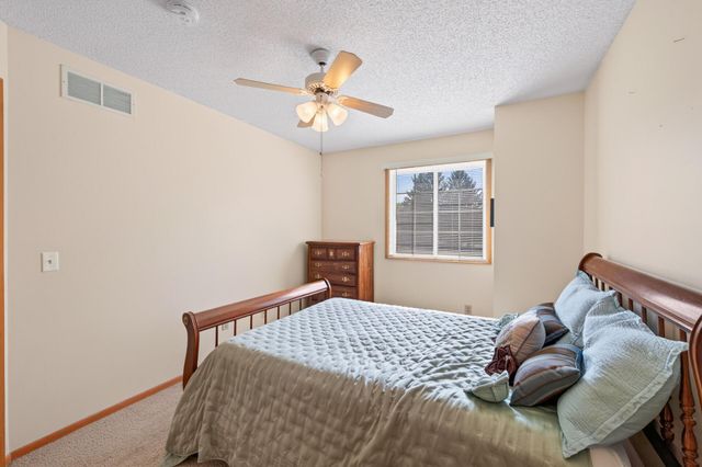 13460 60th Place N 120, Plymouth, MN 55446