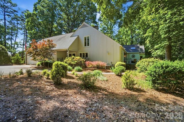 29 Sunrise Point Road, Lake Wylie, SC 29710