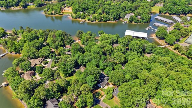 29 Sunrise Point Road, Lake Wylie, SC 29710