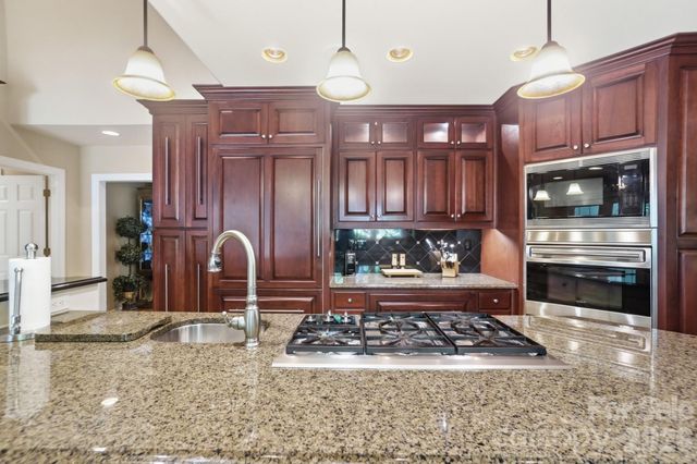 29 Sunrise Point Road, Lake Wylie, SC 29710