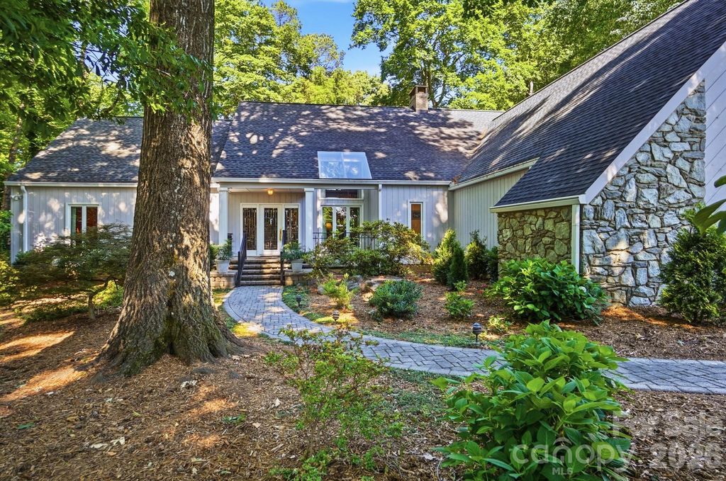 29 Sunrise Point Road, Lake Wylie, SC 29710