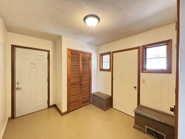 W8283 BUTTERCUP COURT, Wautoma, WI 54982