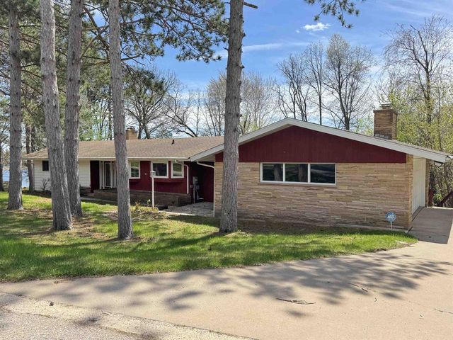 W8283 BUTTERCUP COURT, Wautoma, WI 54982