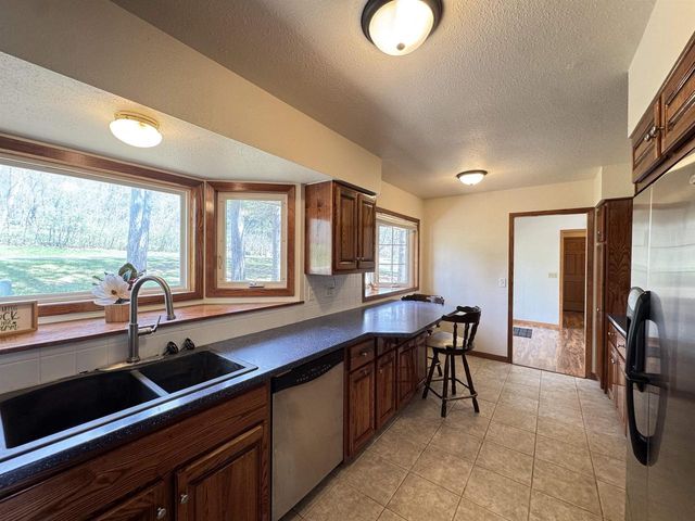 W8283 BUTTERCUP COURT, Wautoma, WI 54982