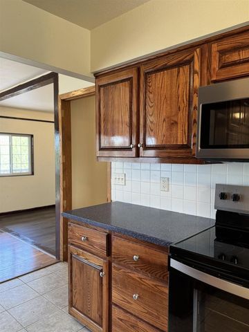 W8283 BUTTERCUP COURT, Wautoma, WI 54982
