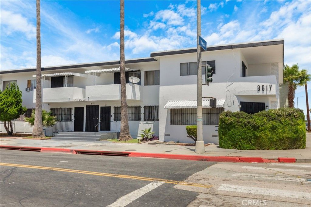 3617 W 60th Street, Los Angeles, CA 90043