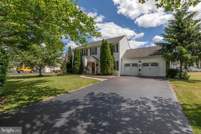2213 CLAYMONT DR, Quakertown, PA 18951