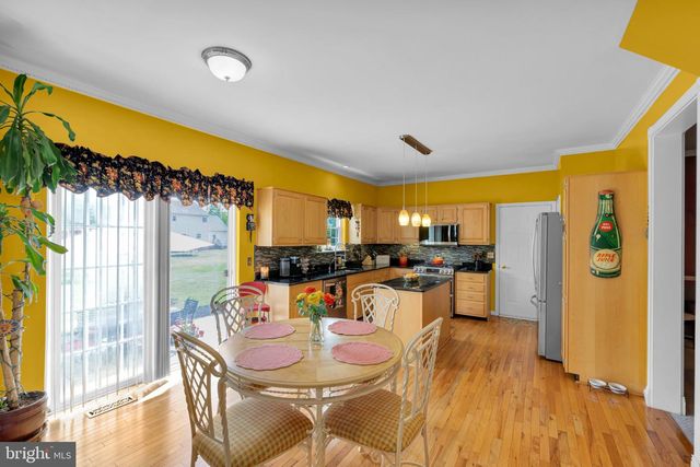 2213 CLAYMONT DR, Quakertown, PA 18951