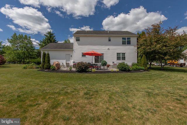 2213 CLAYMONT DR, Quakertown, PA 18951