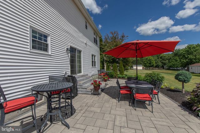 2213 CLAYMONT DR, Quakertown, PA 18951