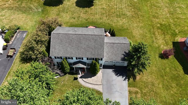 2213 CLAYMONT DR, Quakertown, PA 18951