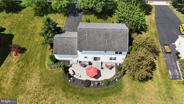 2213 CLAYMONT DR, Quakertown, PA 18951