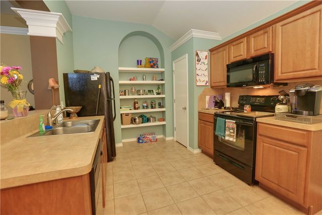 2317 Tropical Wind Dr, Corpus Christi, TX 78414