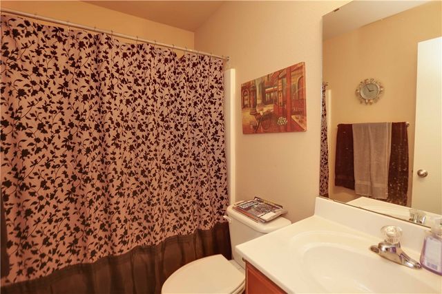 2317 Tropical Wind Dr, Corpus Christi, TX 78414
