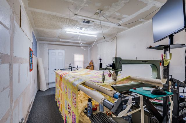 7160 Jay Lane, Azle, TX 76020
