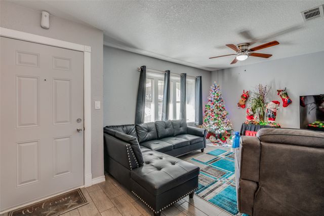 7160 Jay Lane, Azle, TX 76020
