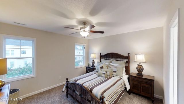 828 Hidden Bridge Road, Jacksonville, NC 28546