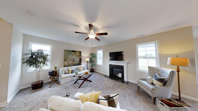 828 Hidden Bridge Road, Jacksonville, NC 28546