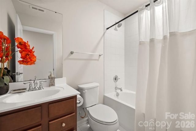 315 Scenic View Lane, Matthews, NC 28104
