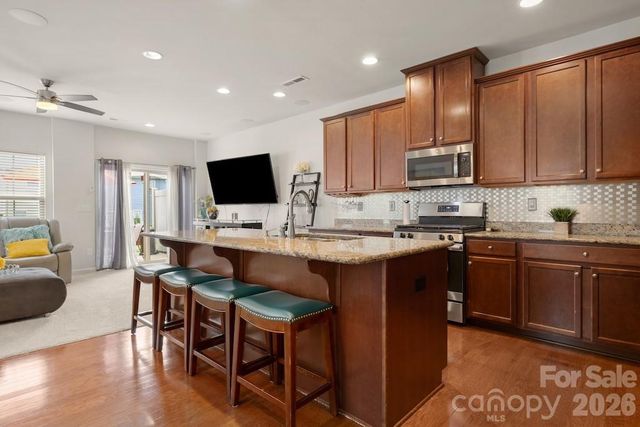 315 Scenic View Lane, Matthews, NC 28104