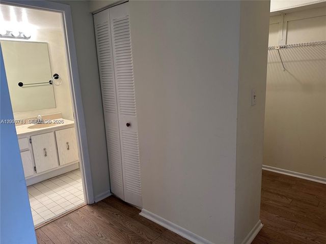 600 Three Islands Blvd 1402, Hallandale Beach, FL 33009