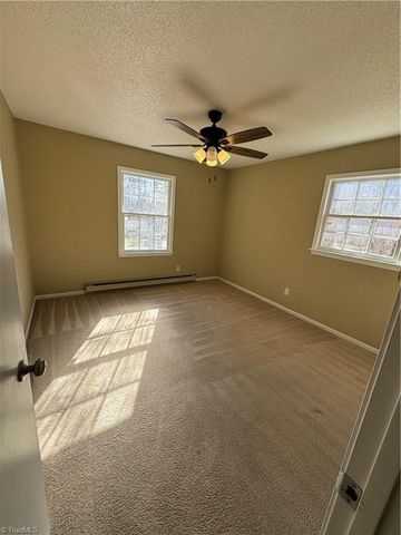 1055 Brookridge Drive, Walnut Cove, NC 27052