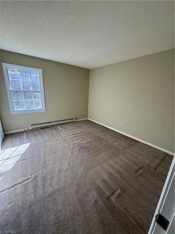 1055 Brookridge Drive, Walnut Cove, NC 27052