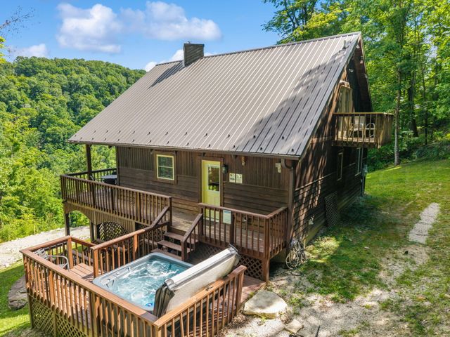 95 Wild Turkey Run, Stanton, KY 40380