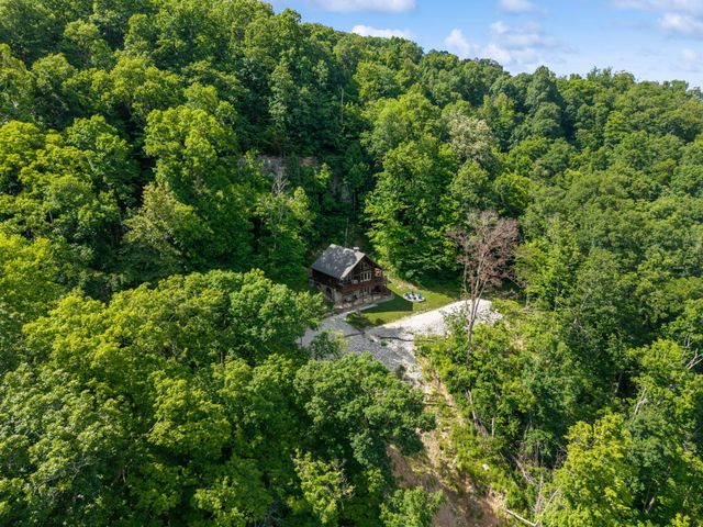 95 Wild Turkey Run, Stanton, KY 40380