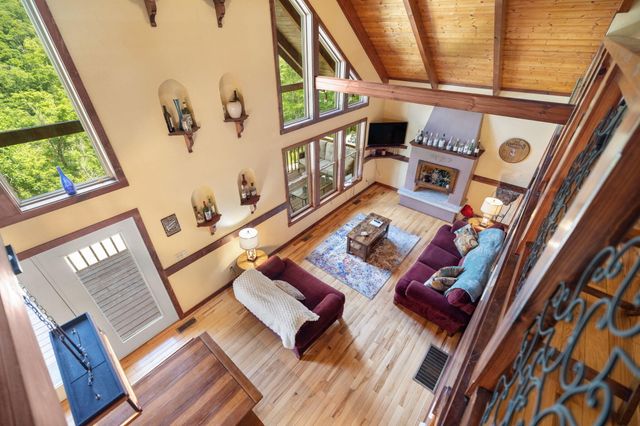 95 Wild Turkey Run, Stanton, KY 40380
