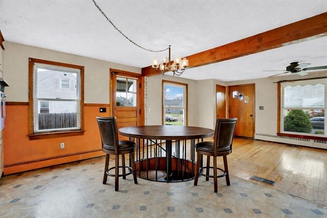 20 Edbert St, Chicopee, MA 01020