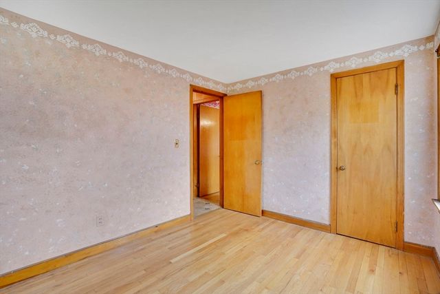 20 Edbert St, Chicopee, MA 01020