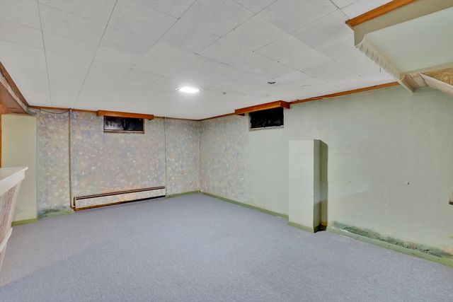 20 Edbert St, Chicopee, MA 01020