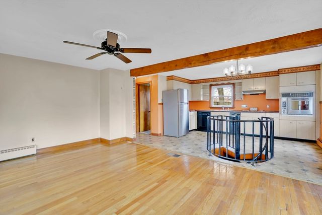 20 Edbert St, Chicopee, MA 01020