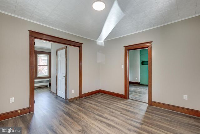 315 N QUEEN ST, Littlestown, PA 17340