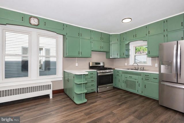 315 N QUEEN ST, Littlestown, PA 17340