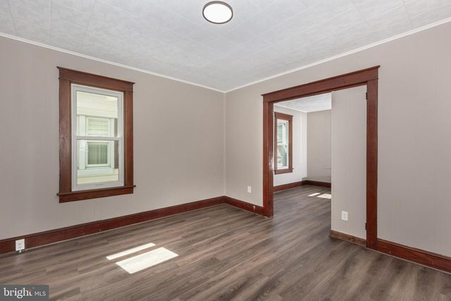 315 N QUEEN ST, Littlestown, PA 17340