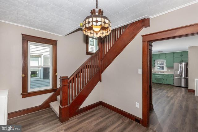 315 N QUEEN ST, Littlestown, PA 17340