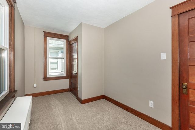315 N QUEEN ST, Littlestown, PA 17340