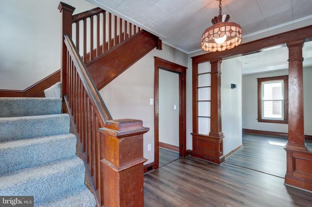 315 N QUEEN ST, Littlestown, PA 17340