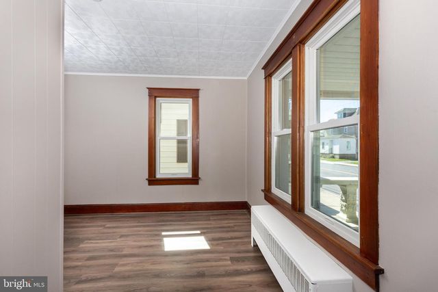 315 N QUEEN ST, Littlestown, PA 17340