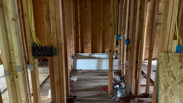 128 VISTA RD, San Antonio, TX 78210