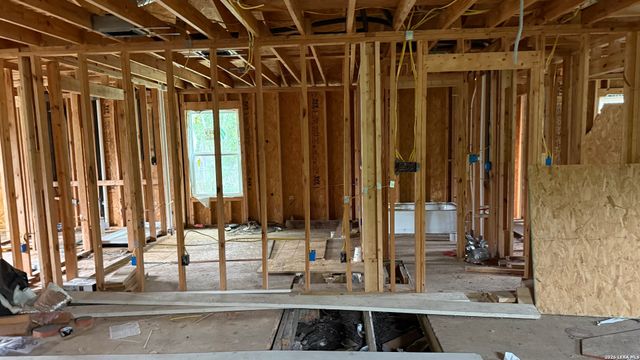 128 VISTA RD, San Antonio, TX 78210